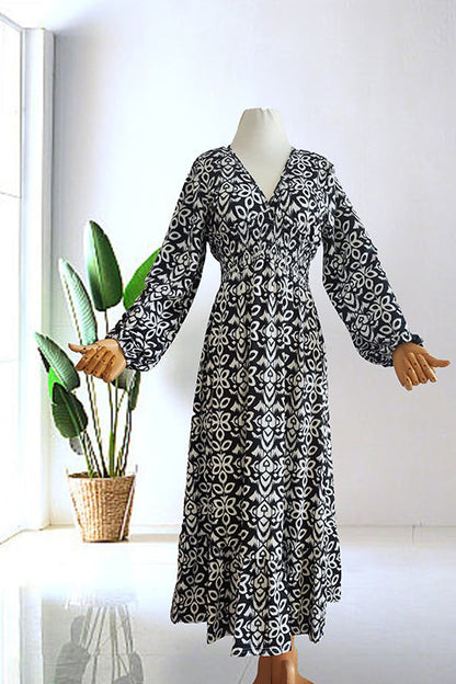 🔥Heißer Verkauf – 50% RABATT ✨ Langes Freizeitkleid mit V-Ausschnitt und Print – Mühelose Eleganz für sonnige Tage & besondere Momente 🌸