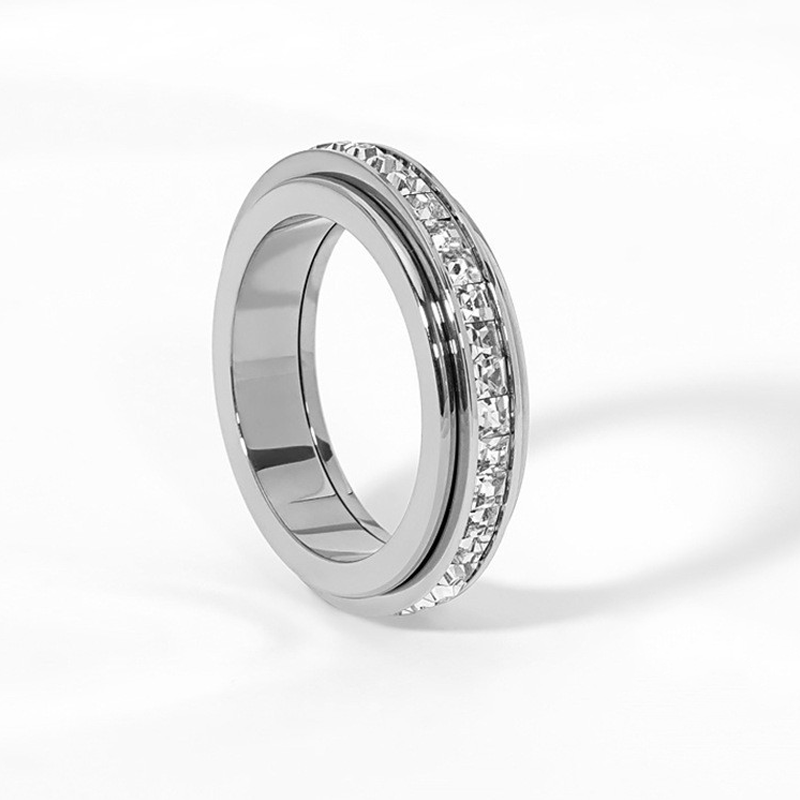 ⏳Weihnachts-Zeitlich-Begrenztes-Special⏰Rotierender Spinner-Ring aus Titanstahl mit Zirkonia