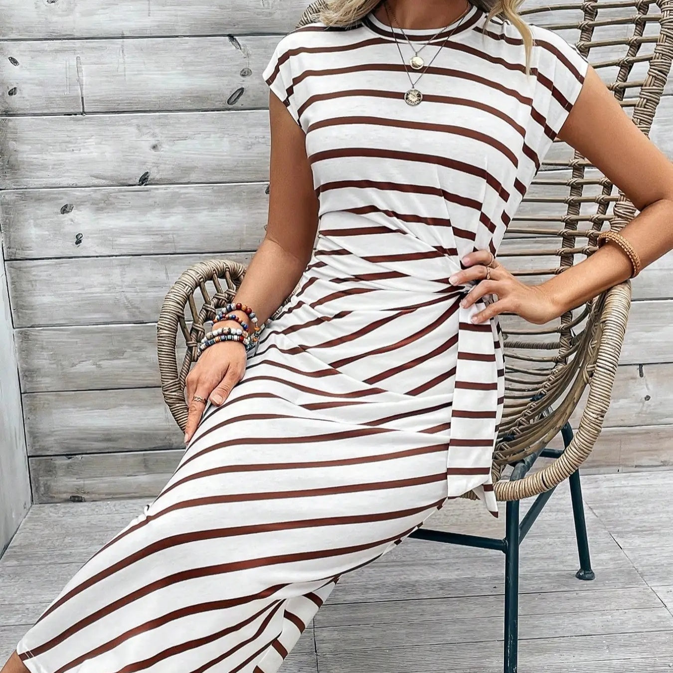 🥳2026 HOT SALE 50% OFF! 🥳💞50K+ SOLD!🌸Women's Knot Bodycon Dress – Leopard print, tummy-flattering knot. Comfy & chic for parties or date nights. Feel gorgeous. ✨🌹
