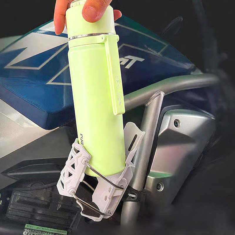 🏍️ 50% OFF NOW! 🥤 Self-Adjusting Motorcycle Cup Holder – Universal Mount, Vibration Dampening & Secure Hold 🔧