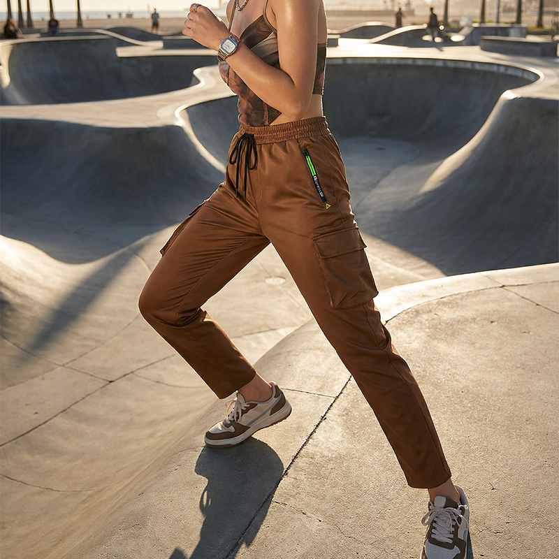 This Is What Perfect Cargo Pants Look Like 👖 Stylish & Comfy – Ready For Anything🔥