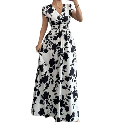 ✨Limited-time 50% Off ✨ Floral V-Neck Smocked Waist Maxi Dress🌸 Effortless Elegance 🌼