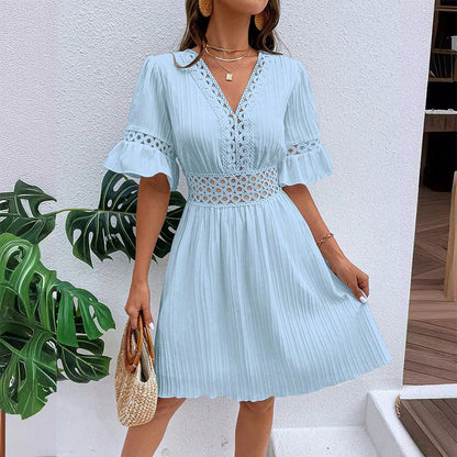 🌸Elegantes V-Ausschnitt-Kleid mit Spitzenausschnitten✨ Stilvoll in den Sommer