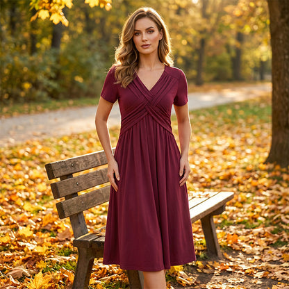 🔥 Zeitlich begrenzter Verkauf – Bis zu 50 % RABATT✨Damen V-Ausschnitt Wickelkleid mit Falten