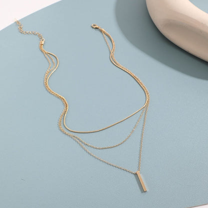 Elegant Multi Layered Necklace with Delicate Pendant🎁