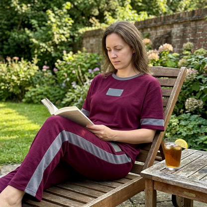 👕✨Women's Casual Two-Piece Lounge Set with Stripe Detail – Effortless Comfort & Sporty Style🔥