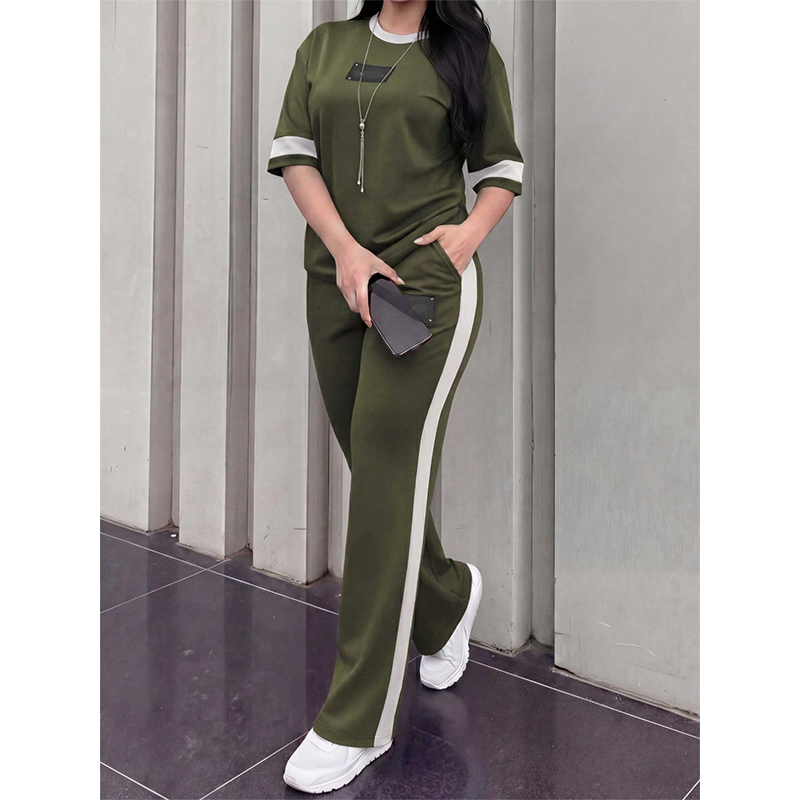 👕✨Women's Casual Two-Piece Lounge Set with Stripe Detail – Effortless Comfort & Sporty Style🔥
