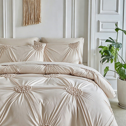 🎉 2026er Sale — Über 35.000 verkauft! 💞 Elegantes Bettbezug-Set mit Biesenfalten – Weich, stilvoll & für einen gemütlichen Schlafzimmer-Rückzugsort konzipiert 🛏️