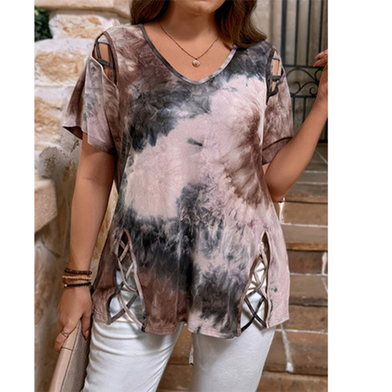 🎉 2026 Sale — Over 35,000 Sold! 💞 Women's V-Neck Heart Print Top – Sweet Love Style 🌸
